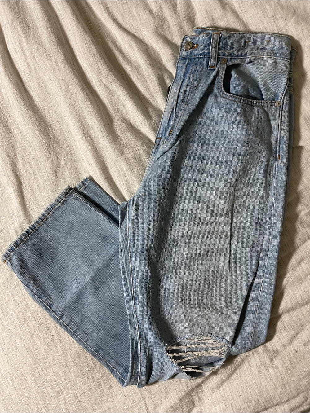 Madewell Washed Light Blue 90’s Straight Crop